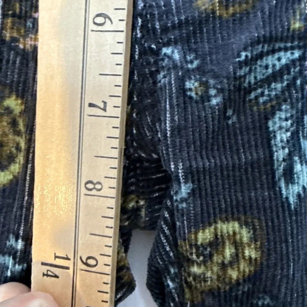 Anthropologie Pilcro The Icon Flare Low Rise Navy Corduroy Print Jeans Size 23 - Picture 4 of 13